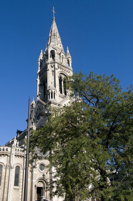 Apart - Menilmontant Pere Lachaise Appartement *